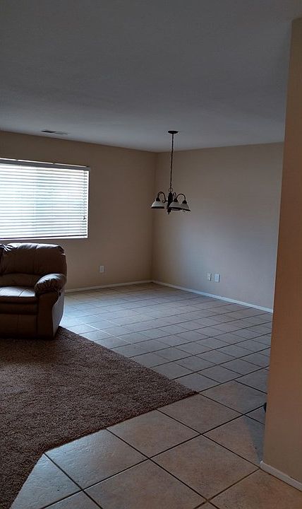 2nd image of 35187 Acacia Ave