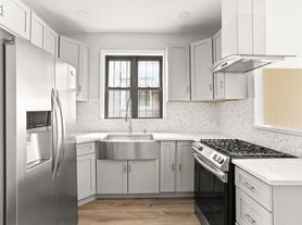 581 Midwood St, Brooklyn, NY
