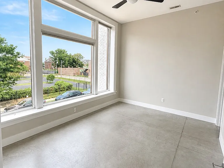 4432 Olive St #E — Photo 11