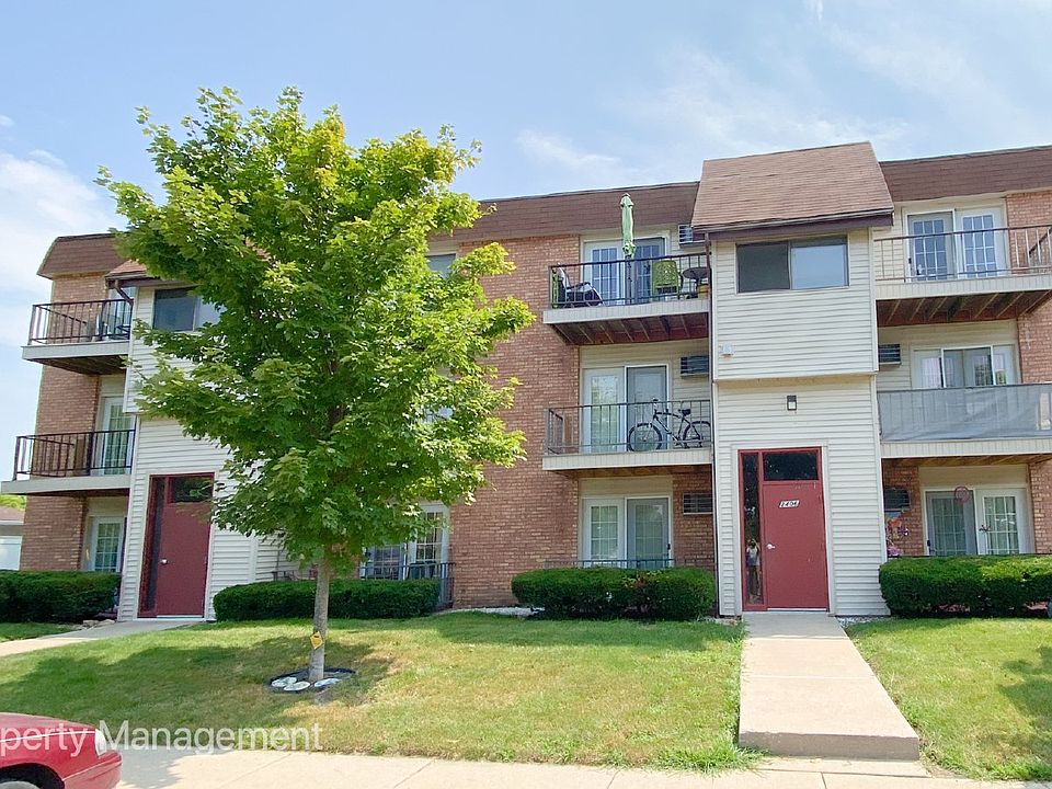 1st image of 2404 Marquette Rd APT 7