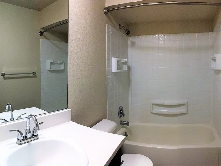 2173 NE Wasco St #2 — Photo 8