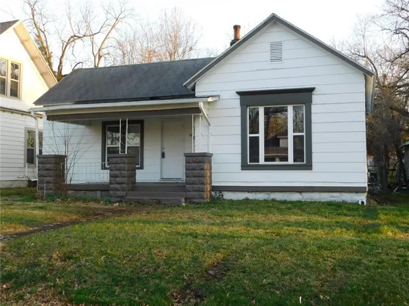 611 W 2nd St, Pittsburg, KS 66762