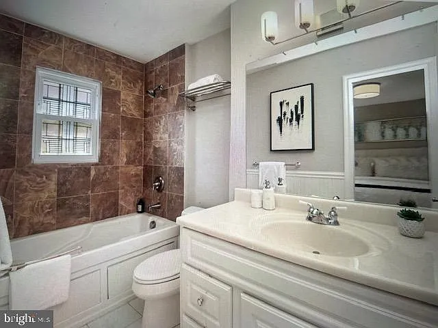 5155 Nebraska Ave NW — Photo 10