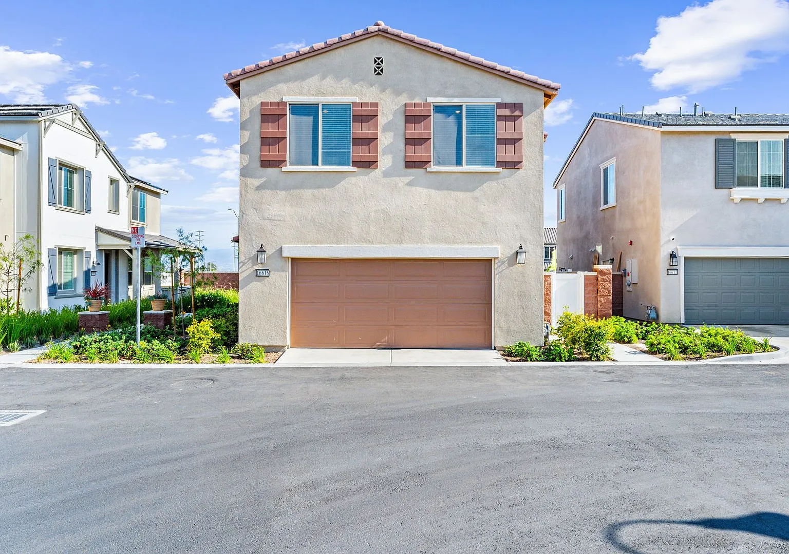 Strategy Pl Chino (4 Bed / 3 Bath) — Photo 2