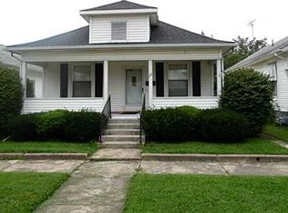 128 3rd St, Shelbyville, IN 46176
