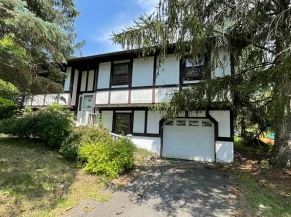 12 Webb Court, Monroe, NY 10950