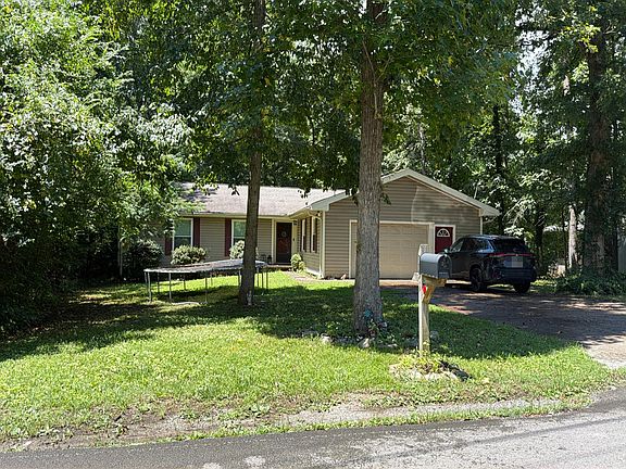 3rd image of 391 Canyon Park Dr