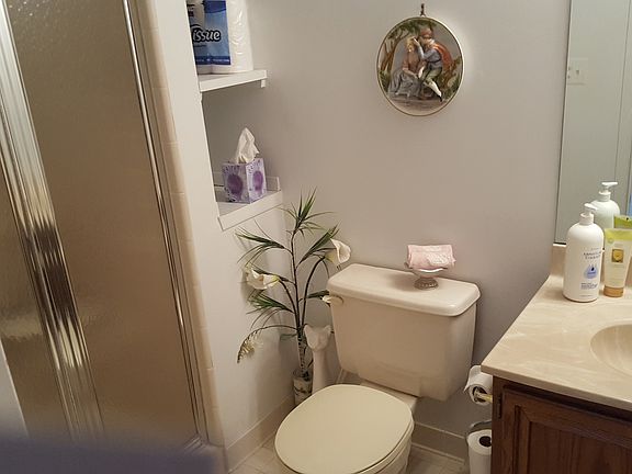 4th image of 17919 University Park Dr