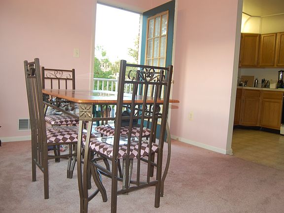 3rd image of 102 Vaugh Dr
