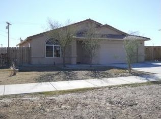 1307 Riviera Cir, Thermal, CA 92274