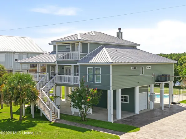 312 S Seashore Ave, Long Beach, MS 39560