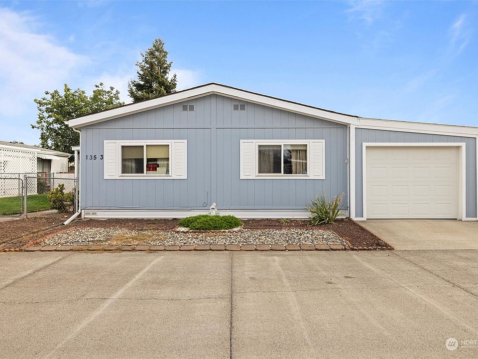 1st image of 1353 NW Rancho Villa Drive
