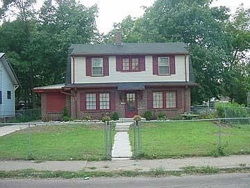 2nd image of 4170 N Winthrop Ave