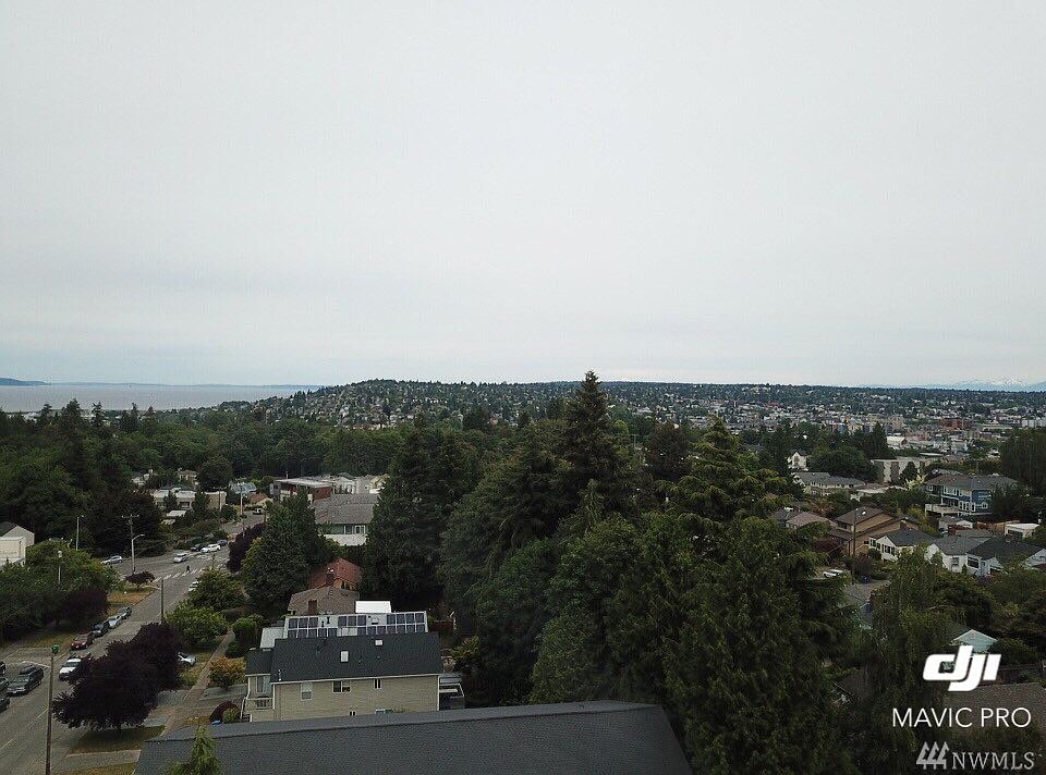 2nd image of 3317 W Elmore St