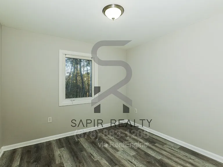 166 Anderson Ave NW #B12 — Photo 4