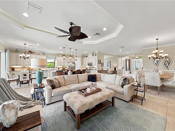 5th image of 9256 Rialto LN