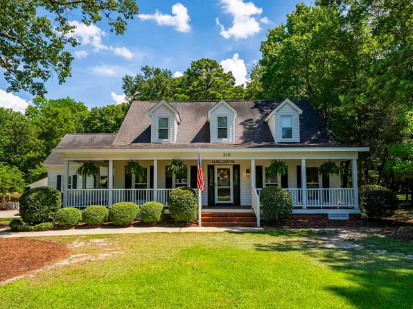 212 Farmington Ct, Lexington, SC 29072