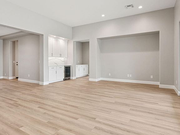 4th image of 3329 N 166TH Drive