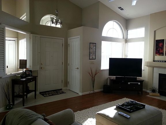 2nd image of 2501 Julliard Cir