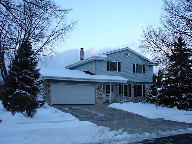 1st image of 2080 E Hickory Dr