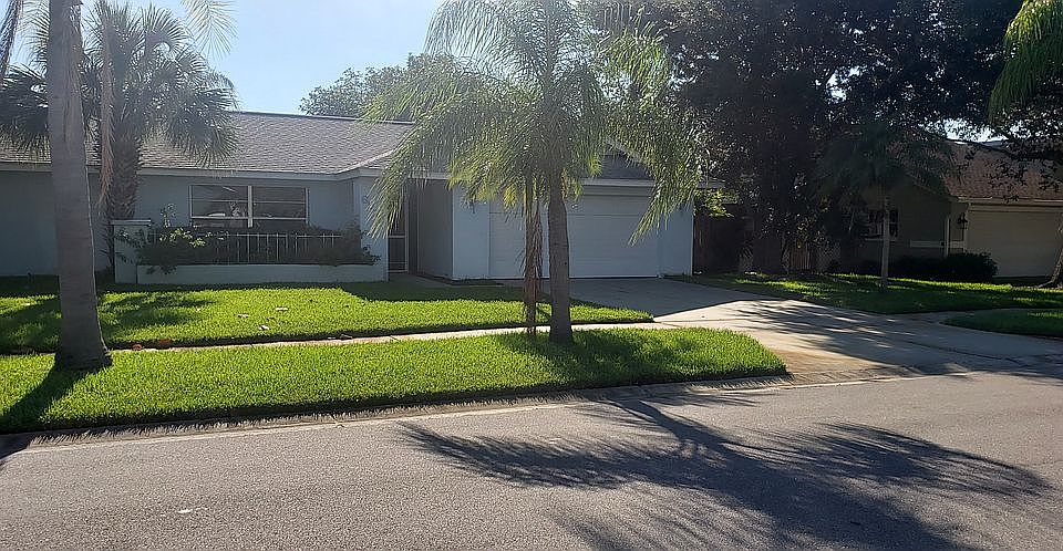 1st image of 6570 Waterford Cir