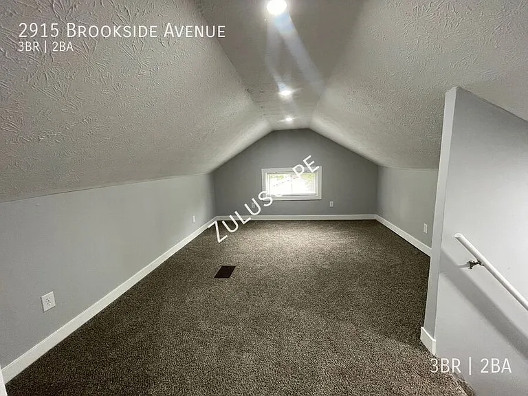 2915 Brookside Ave — Photo 7