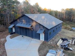 6180 Petersburg Rd, Fairburn, GA 30213