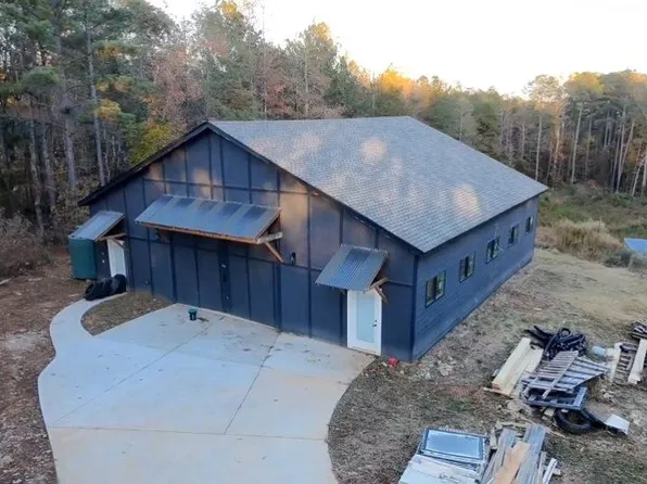 6180 Petersburg Rd, Fairburn, GA 30213