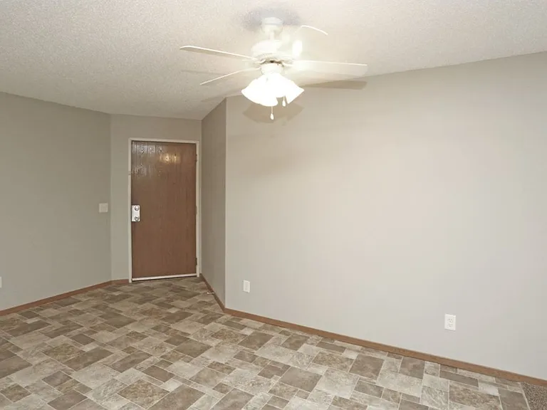 Cleveland Heights Apartments — Photo 6