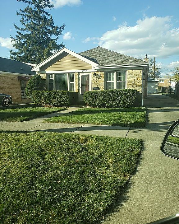 1st image of 2919 Adams St