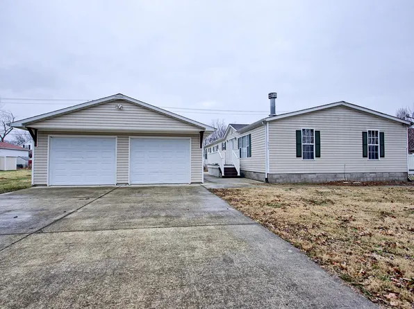 650 Scoville St, Beckemeyer, IL 62219