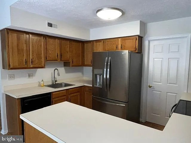 406 Williamsburg Ct — Photo 7