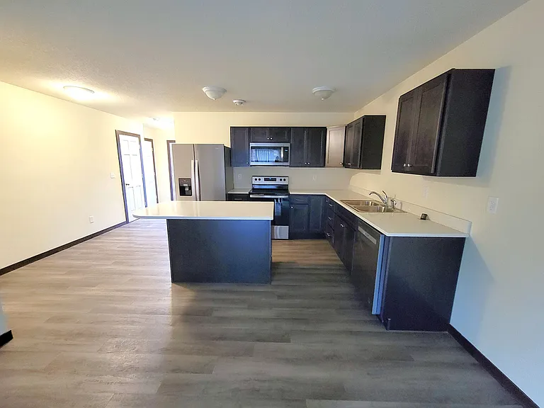 303 S Wasson Ln #E — Photo 5