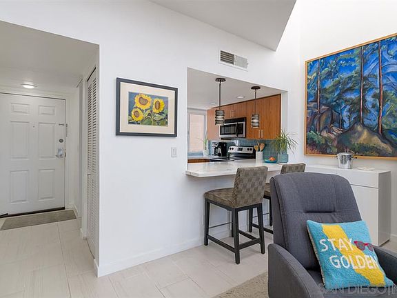 5th image of 1270 Cleveland Ave #333