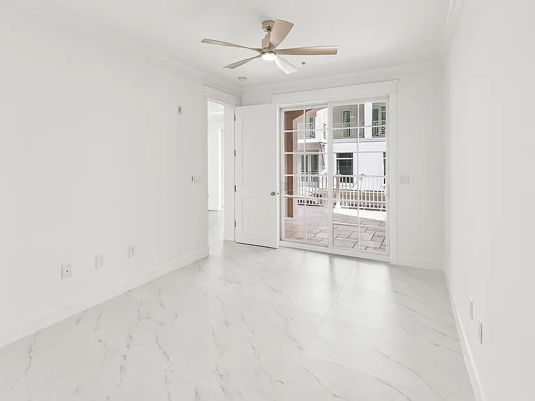 47 SW Osceola St #206 — Photo 13