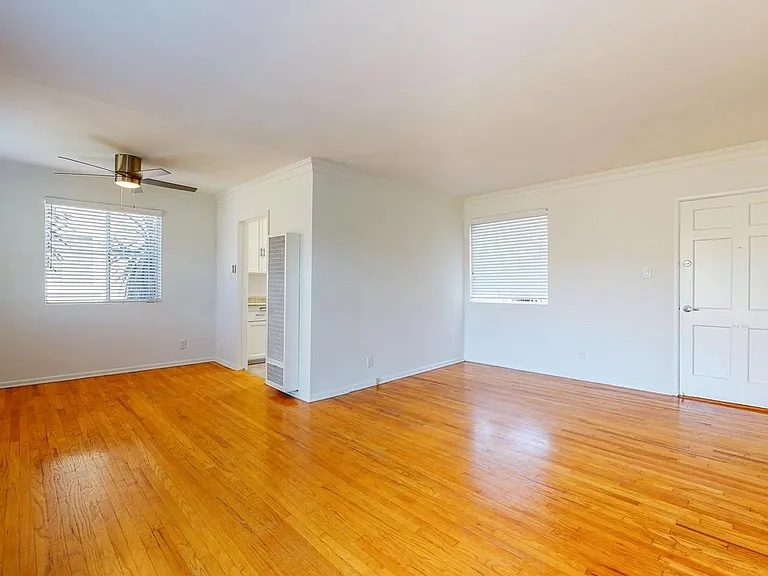 3186-92 Barrington Ave #3192-A — Photo 7