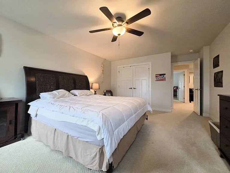 12713 Finningham Mews — Photo 35