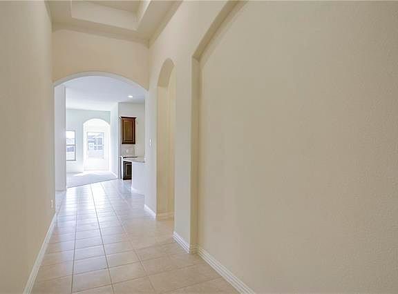 4th image of 3016 Waterglen Dr