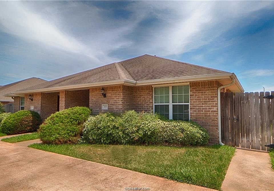 3715 Oldenburg Ln, College Station, TX 77845 Zillow