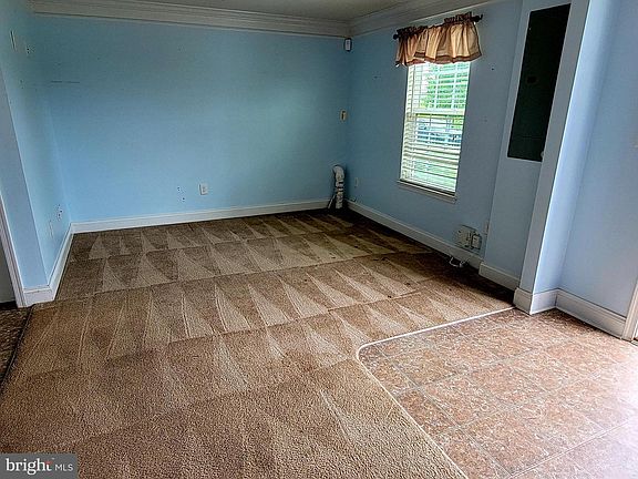 4th image of 112 N Harner Blvd