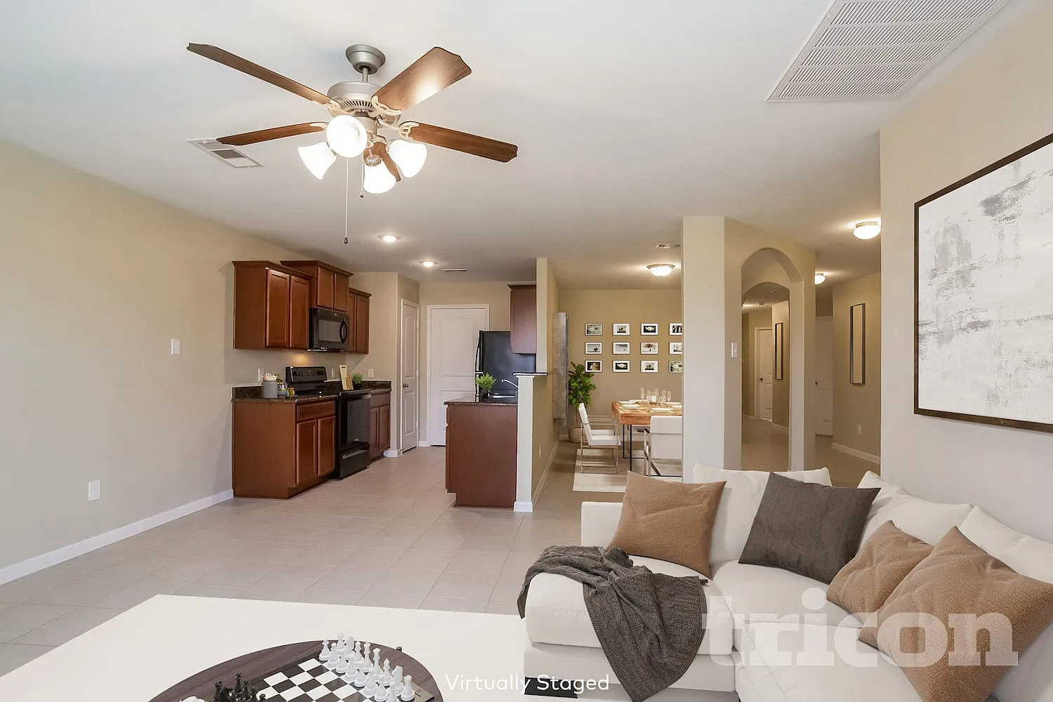 648 Totem Trail Drive La Marque TX — Photo 3