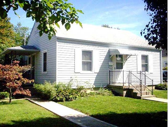 1st image of 2718 Sunnyside Ave