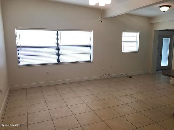 3220 Citrus LR