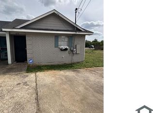 690 N Pass Rd, Montgomery, AL 36110
