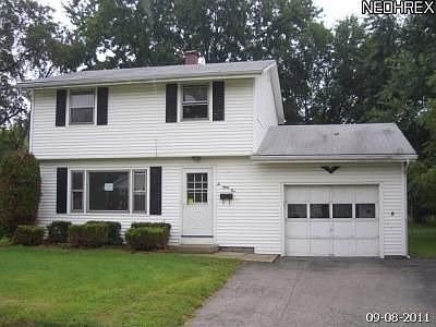 2nd image of 685 Belmont Dr