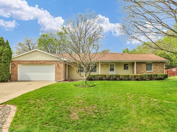2610 Valkar Ln, Champaign, IL 61822
