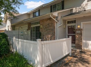 13533 Carmody Dr, Eden Prairie, MN 55344