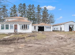 4210 W Tupper Lake Rd, Lake odessa, MI 48849