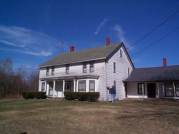 Front with attached ell 2002