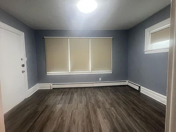 5th image of 42 N Central Ave Floor 1